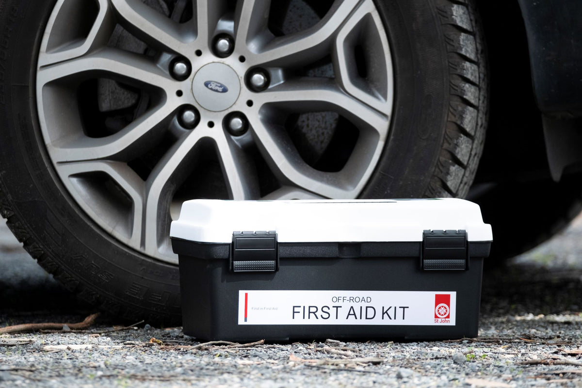 Off-road First Aid Kit In Portable Box – St John Ambulance Victoria