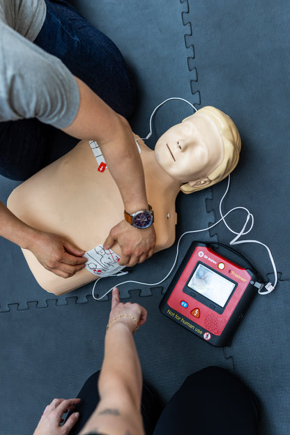 St John X3 Semi-Automatic Defibrillator Bundle with Outdoor Cabinet